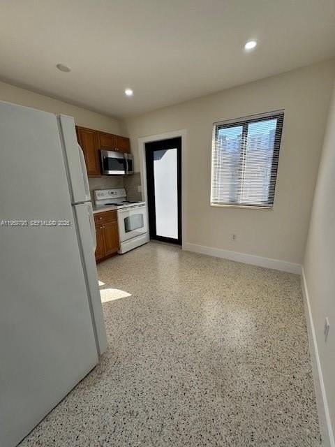 6750 Sw 21st St #0 - Photo 7 of 10