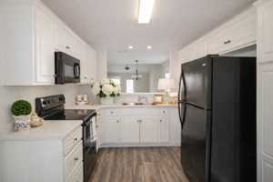 featured image of 417 Andover Dr #1