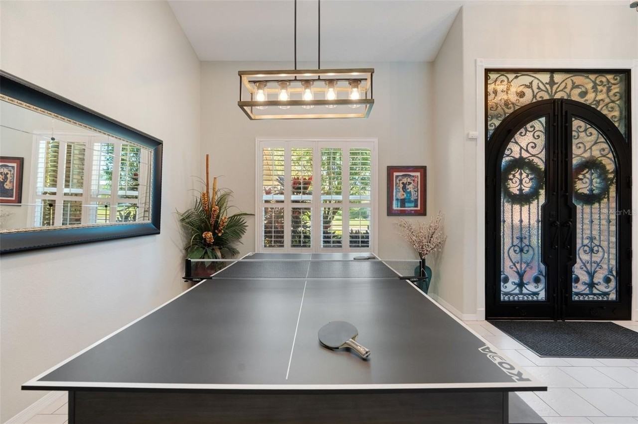 6406 Spyglass Ln - Photo 5 of 47