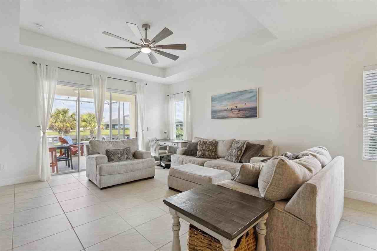 3919 Woodmont Dr - Photo 6 of 28