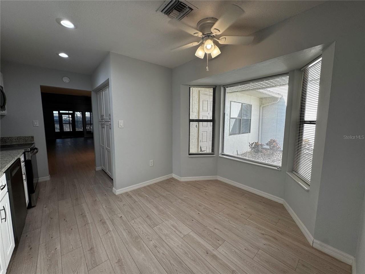 2205 Cypress Cove Dr - Photo 3 of 14