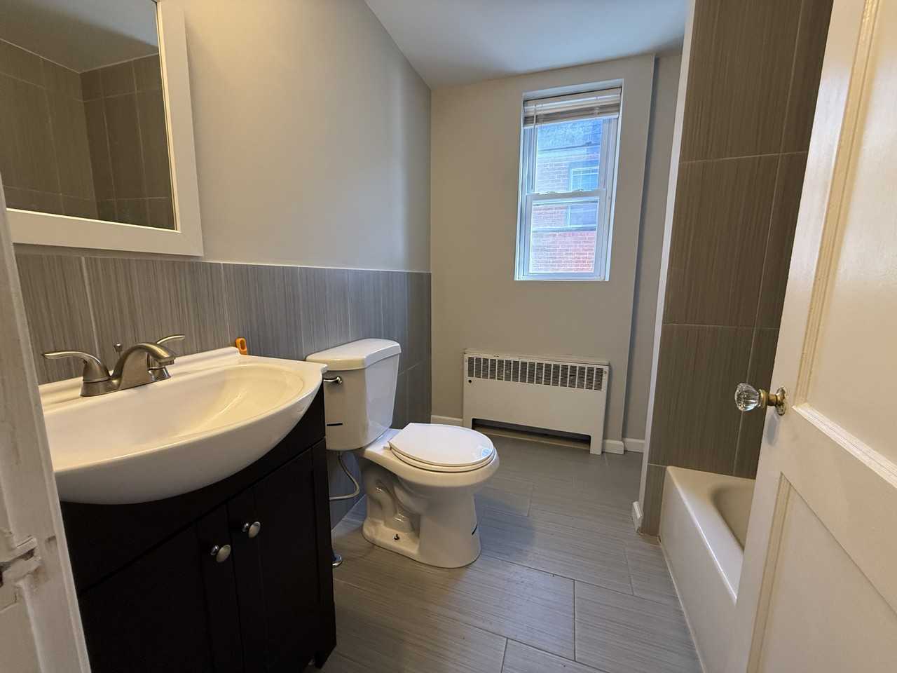 4954 Wynnefield Ave #2 - Photo 7 of 17
