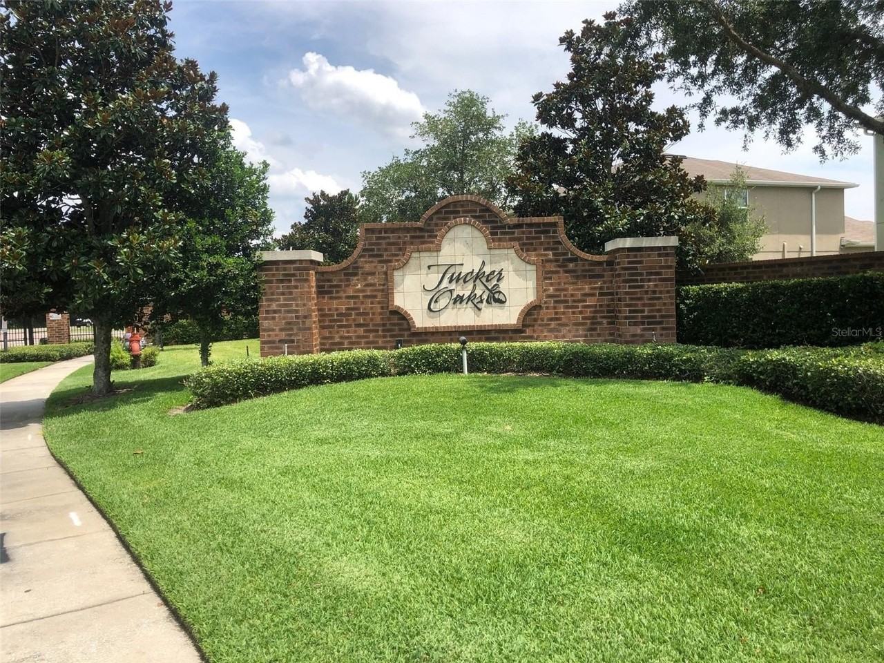 1646 Scarlet Oak Loop #58C - Photo 2 of 36