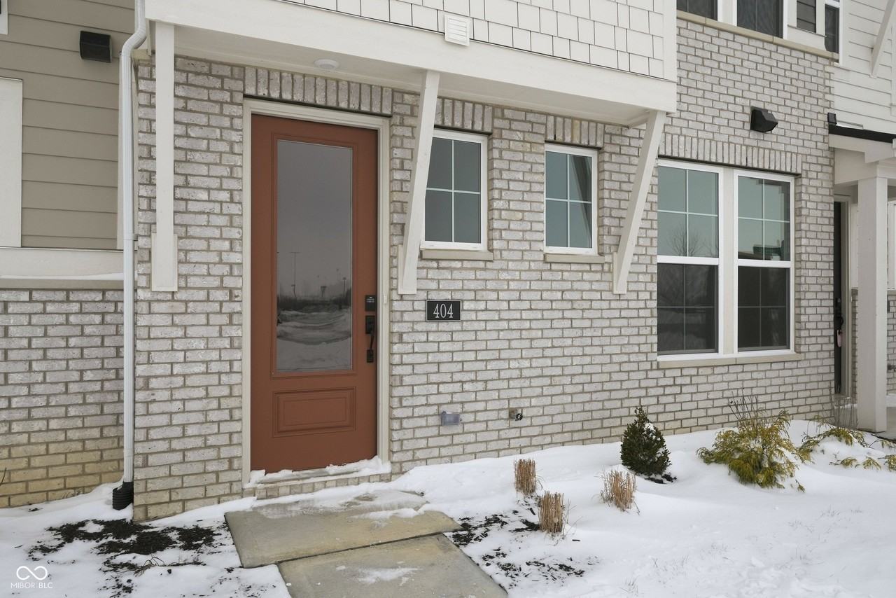 404 Elite St #2-605 - Photo 3 of 37