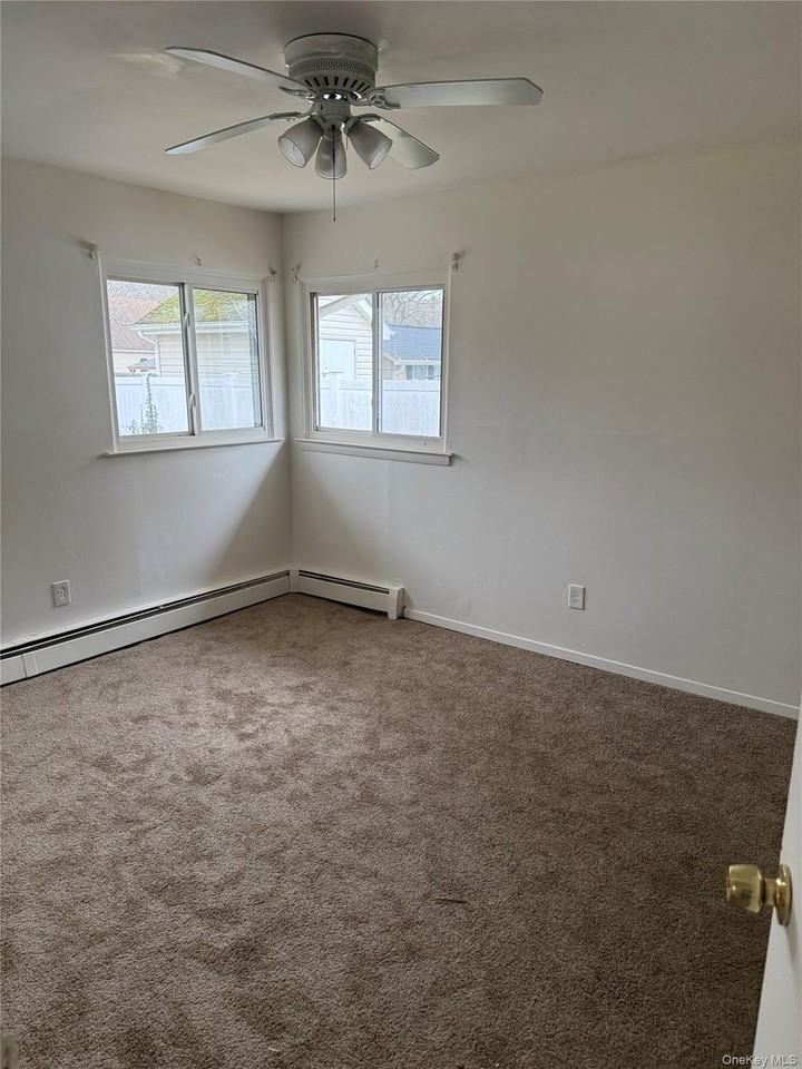 40 Pinewood Dr - Photo 6 of 7