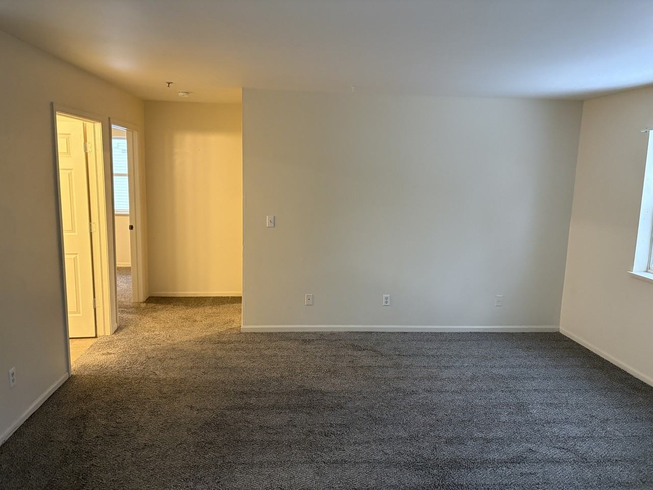 1130 Minns Dr #1130-4 - Photo 6 of 8