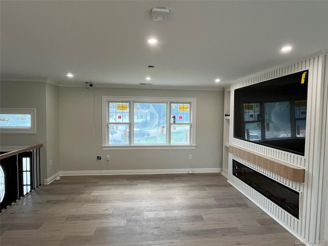 4 Glen Ct - Photo 5 of 32