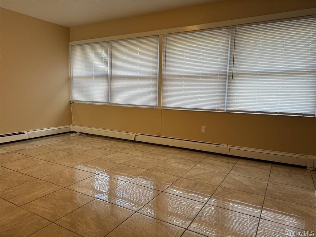 33 Clarissa Dr - Photo 7 of 20