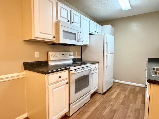 533 3rd Loop Rd Apt H #1 - Photo 5 of 25