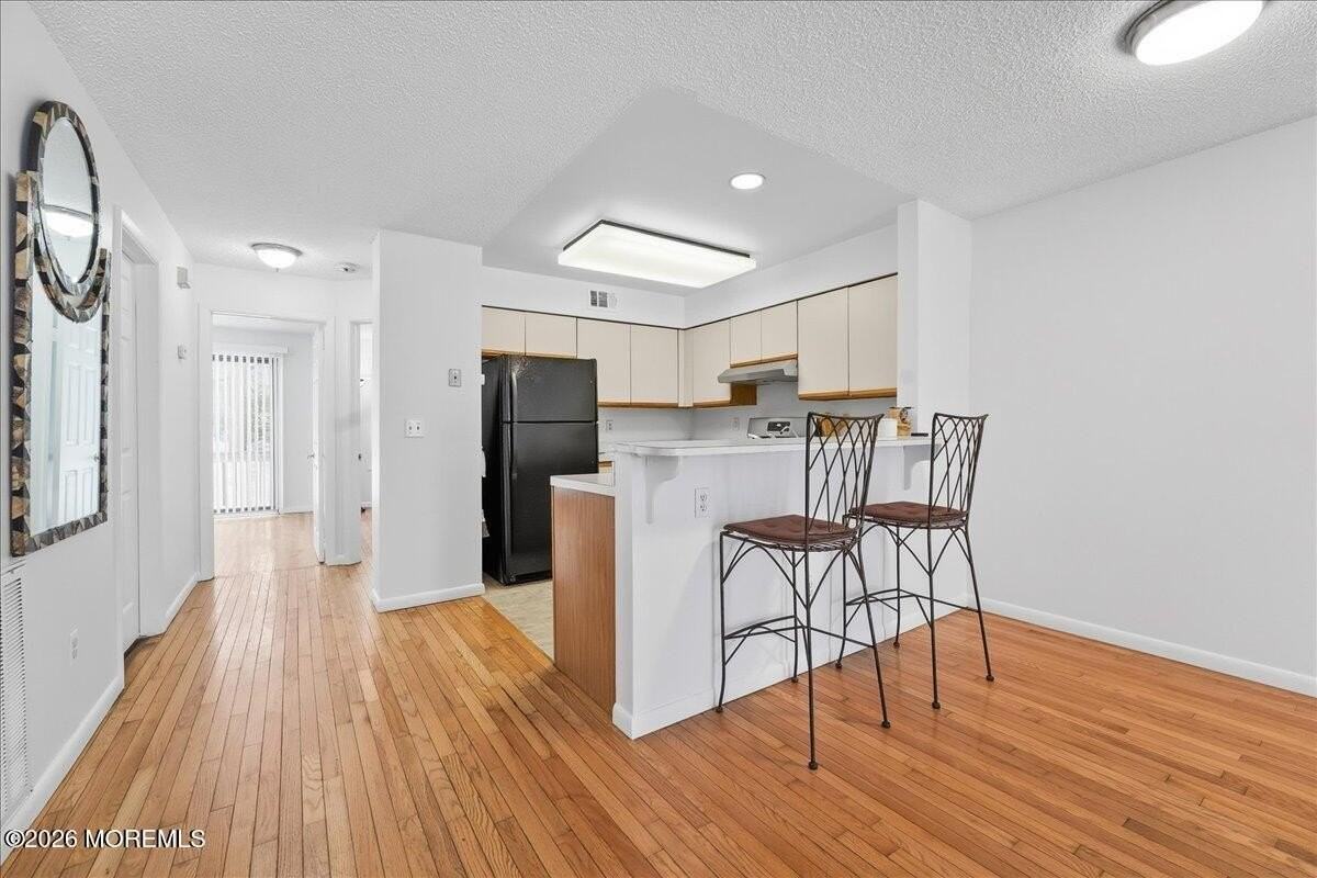 3431 Bridge Ave Apt 15 #15 - Photo 5 of 18