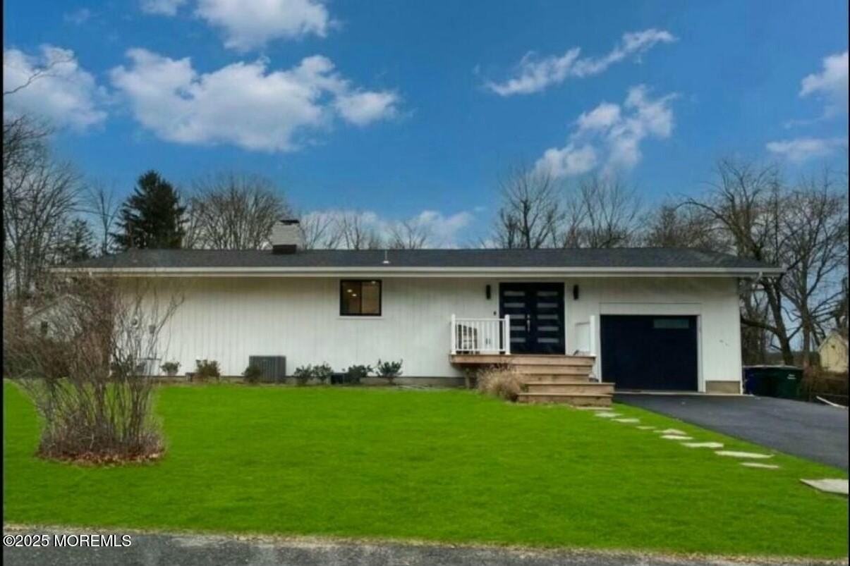 70 Heath Ave - Photo 2 of 8