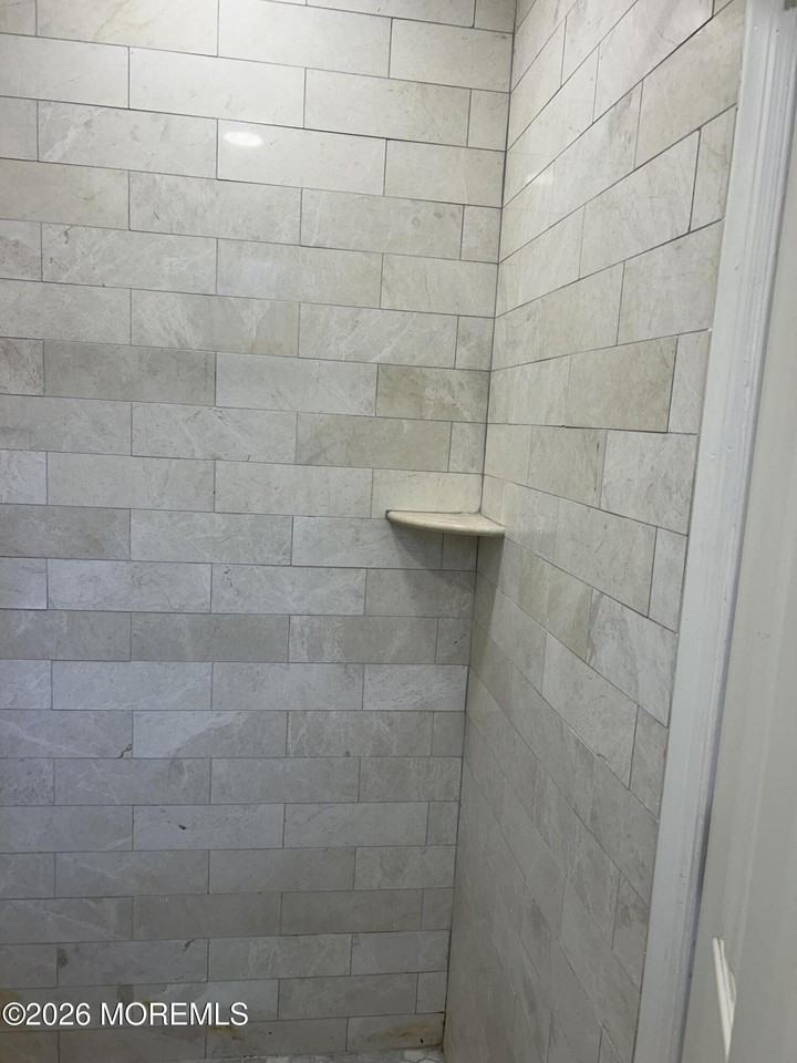 1225 7th Ave Apt 1 #1 - Photo 5 of 5