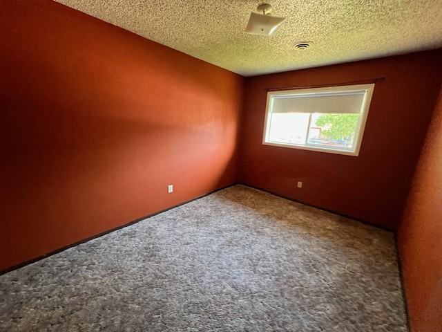 26 Jonquil St #1 - Photo 6 of 10