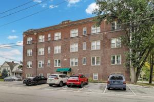 featured image of 1 W Oak Ave Apt C1 #C1