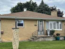 1807 Oakland Ave - Photo 1 of 1