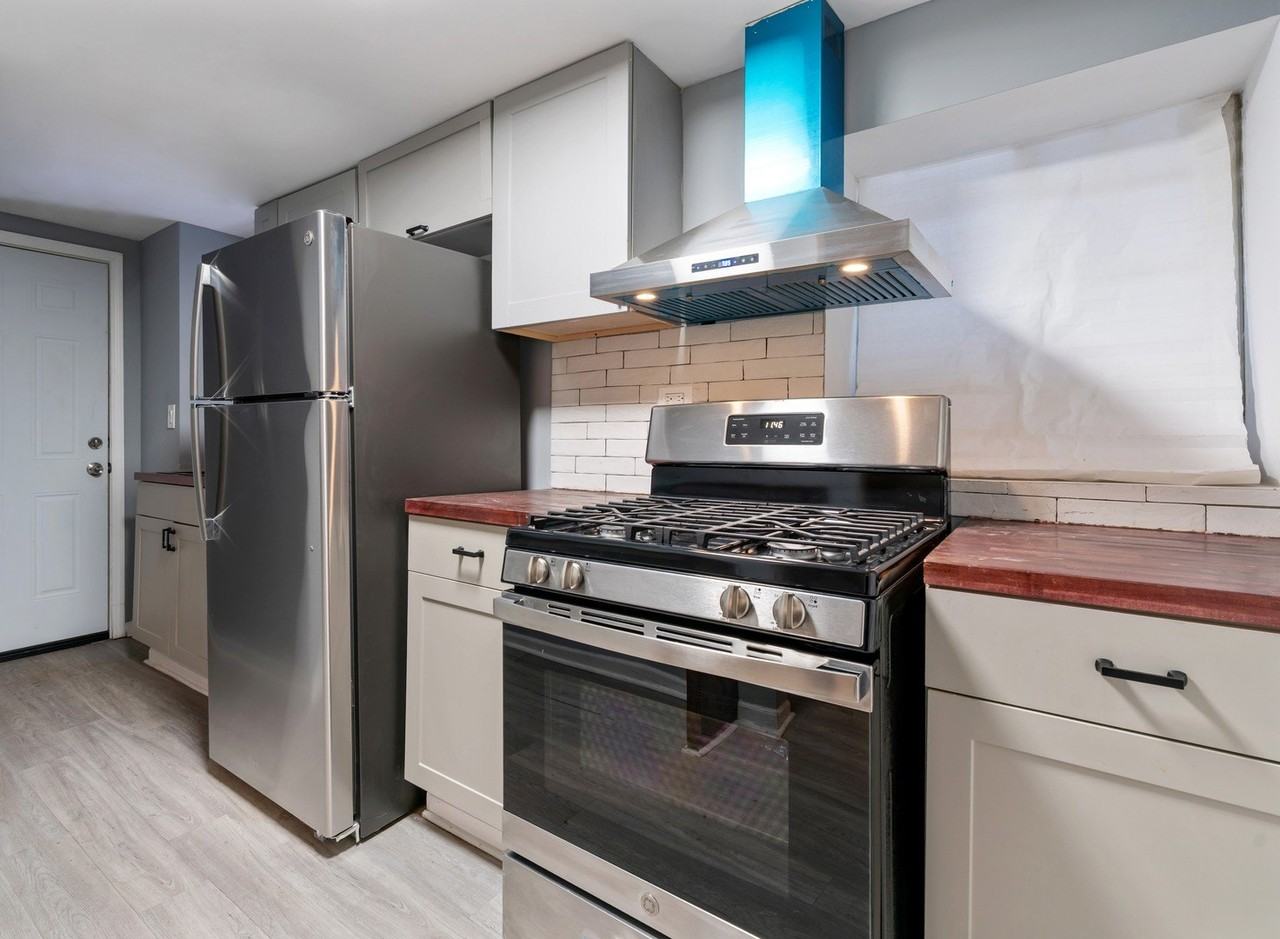 5431 S Indiana Ave Unit G #G - Photo 4 of 10