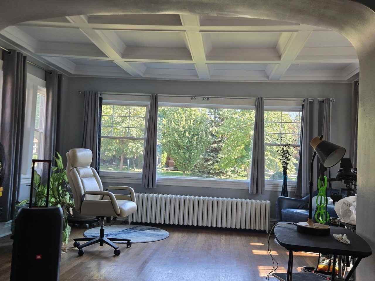 10156 S Hoyne Ave - Photo 3 of 15