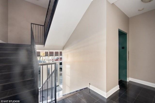 5758 N California Ave Unit 1a #1A - Photo 3 of 22