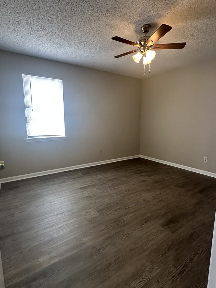 420 Prince Ln #1 - Photo 6 of 14