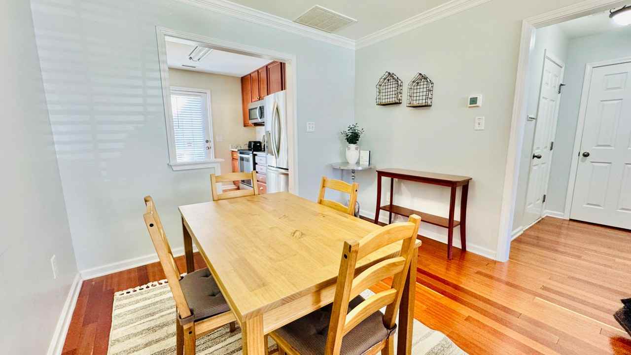 Castain Dr - Photo 4 of 10