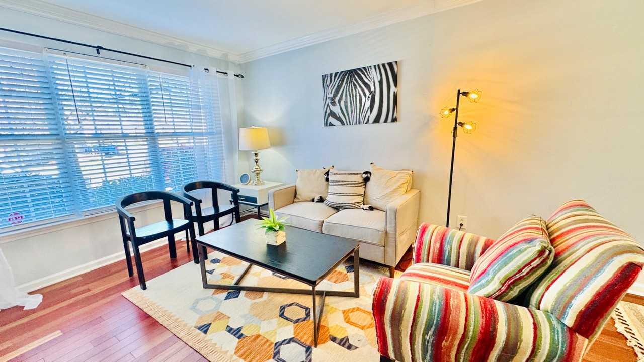 Castain Dr - Photo 5 of 10