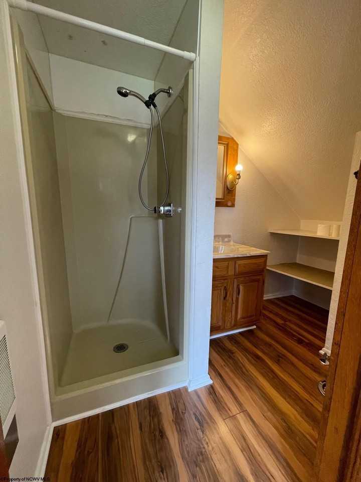 46 N Florida St - Photo 7 of 11