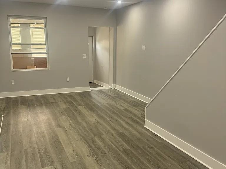 1516 N Conestoga St #1 - Photo 3 of 10