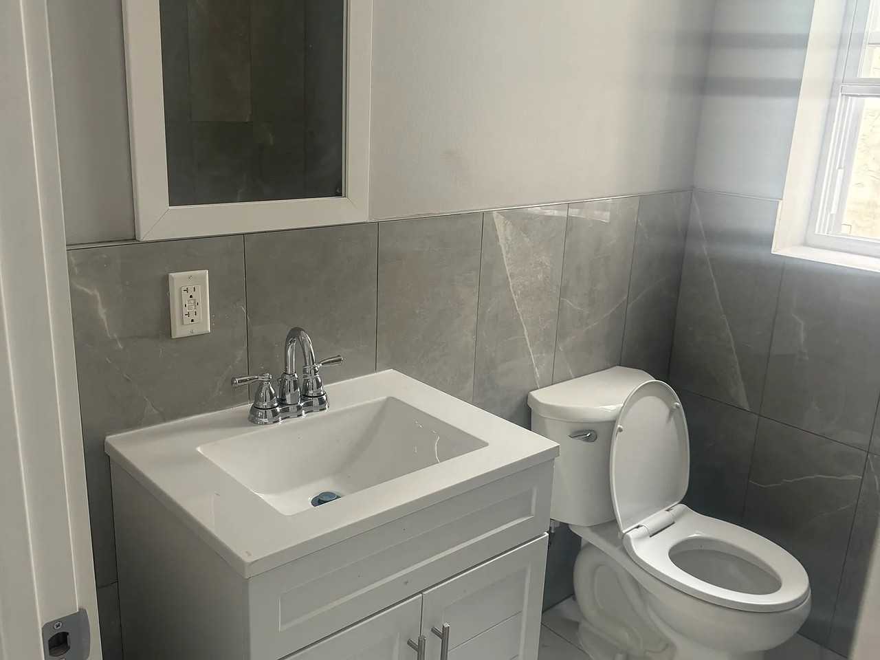 1516 N Conestoga St #1 - Photo 4 of 10