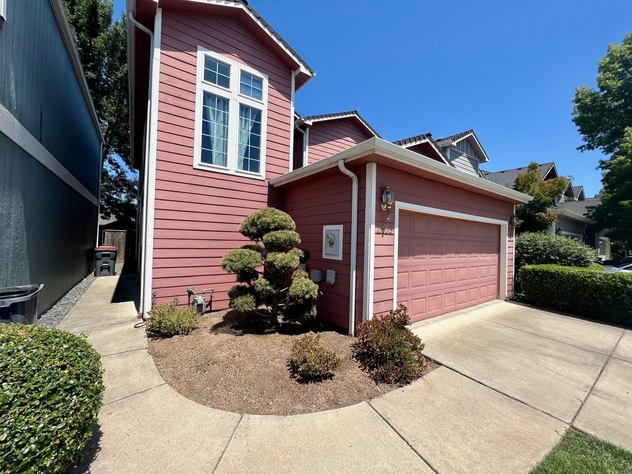 2635 Parkwood Village Ln #1 - Photo 3 of 30