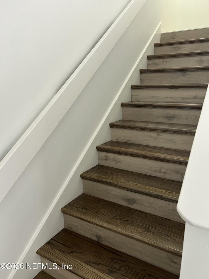 8357 Century Point Dr N - Photo 6 of 12