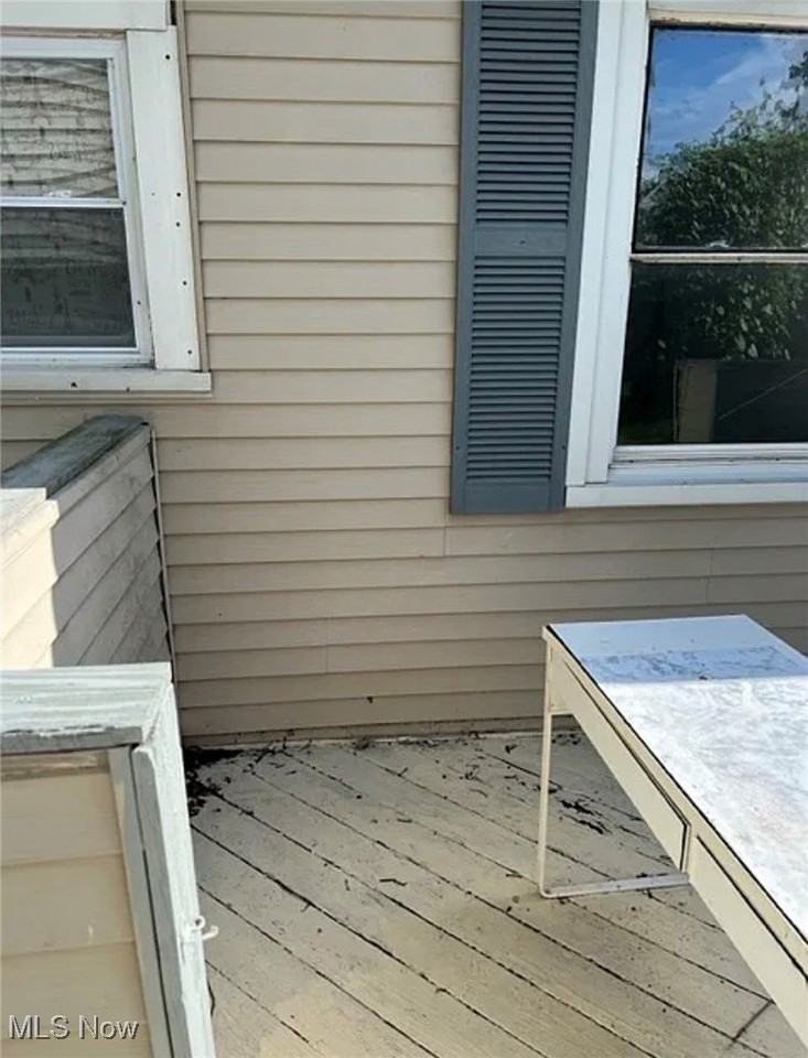 13612 Bennington Ave - Photo 7 of 15