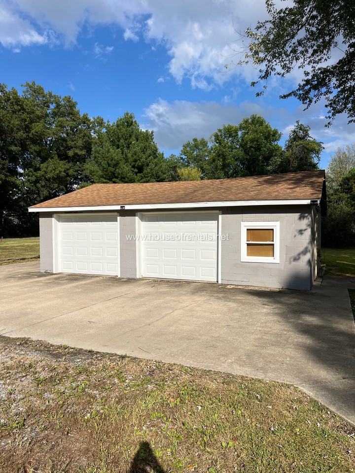 777 E Haney Rd #1 - Photo 2 of 15