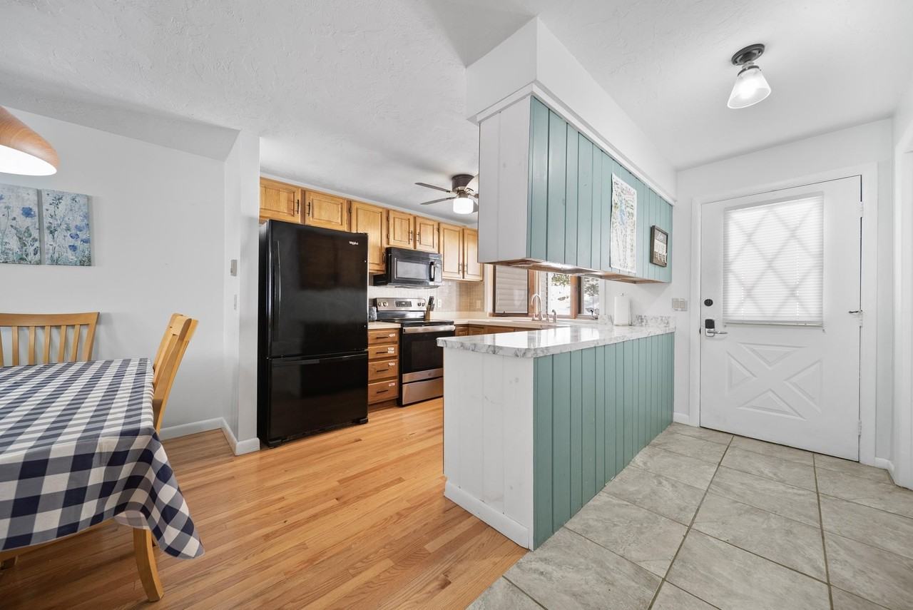 21 Village West Dr #14 - Photo 4 of 21