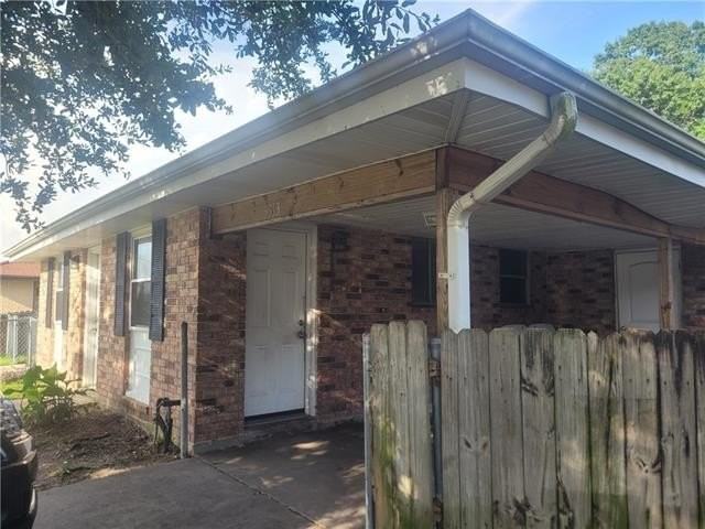 3513 Laplace St - Photo 4 of 26