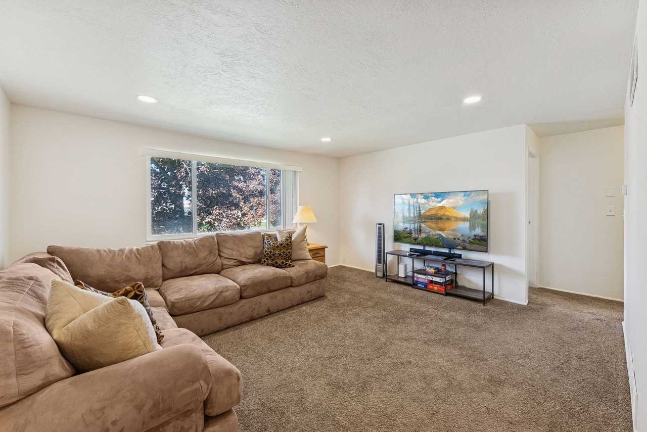 217 W 650 S #217 - Photo 4 of 22