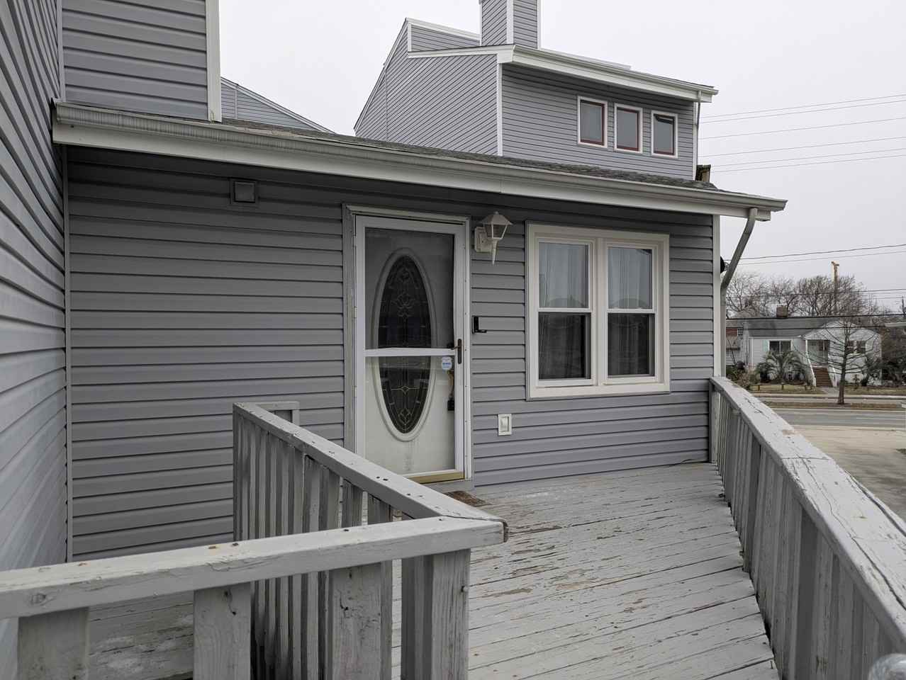 1326 W Ocean View Ave #H - Photo 5 of 6