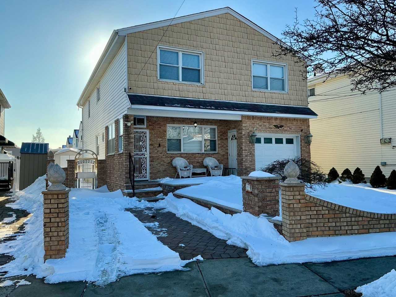 306 Jefferson Ave #1 - Photo 2 of 21