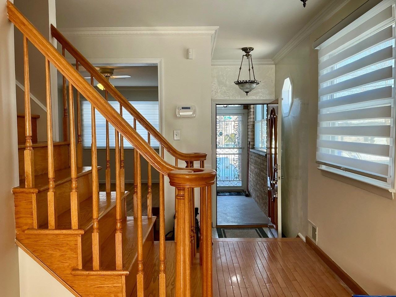 306 Jefferson Ave #1 - Photo 4 of 21