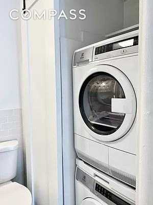 1736 2nd Ave #3D - Photo 7 of 8