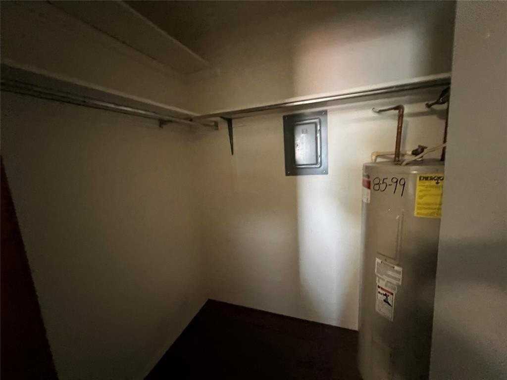 1020 N 6th St Apt 8 #8-5 - Photo 3 of 10