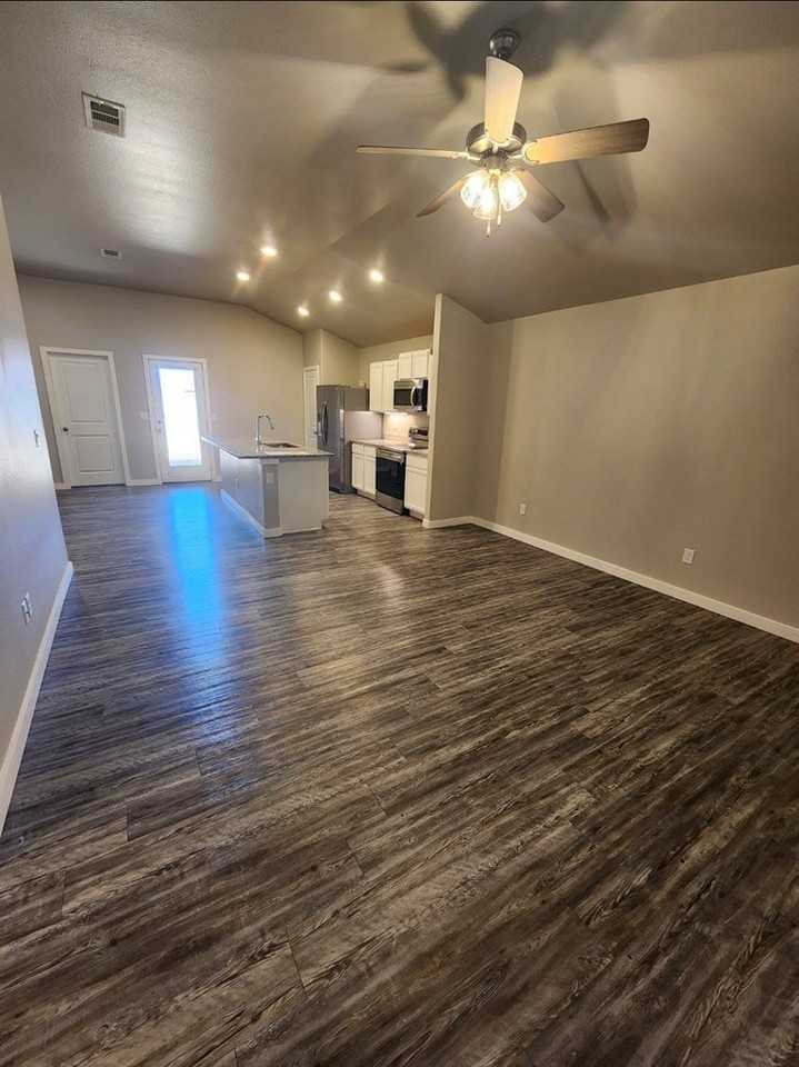 6708 Draw Ct - Photo 3 of 27