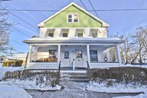 featured image of 198 Grove St