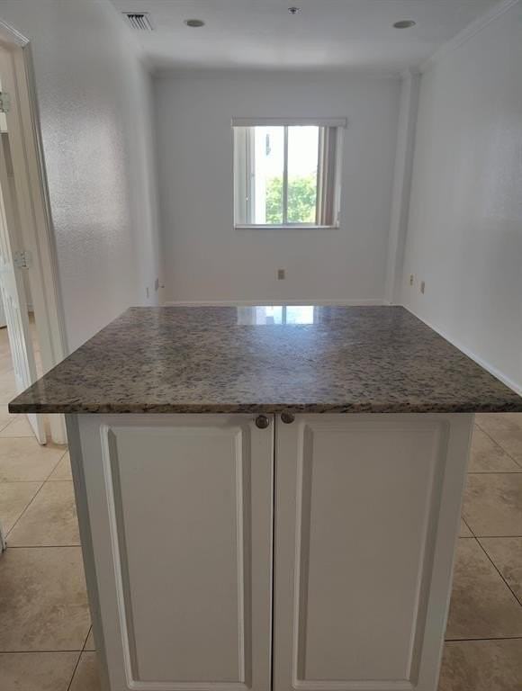 629 Sw 2nd St - Photo 4 of 14