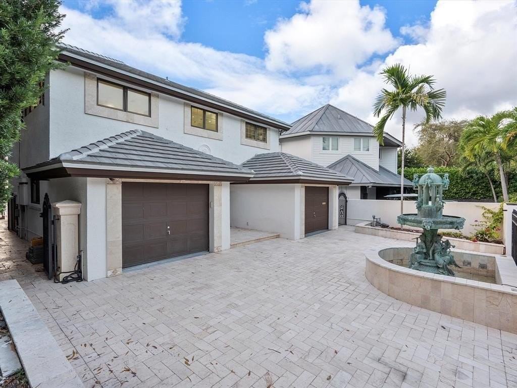 1421 Ponce De Leon Dr - Photo 3 of 50