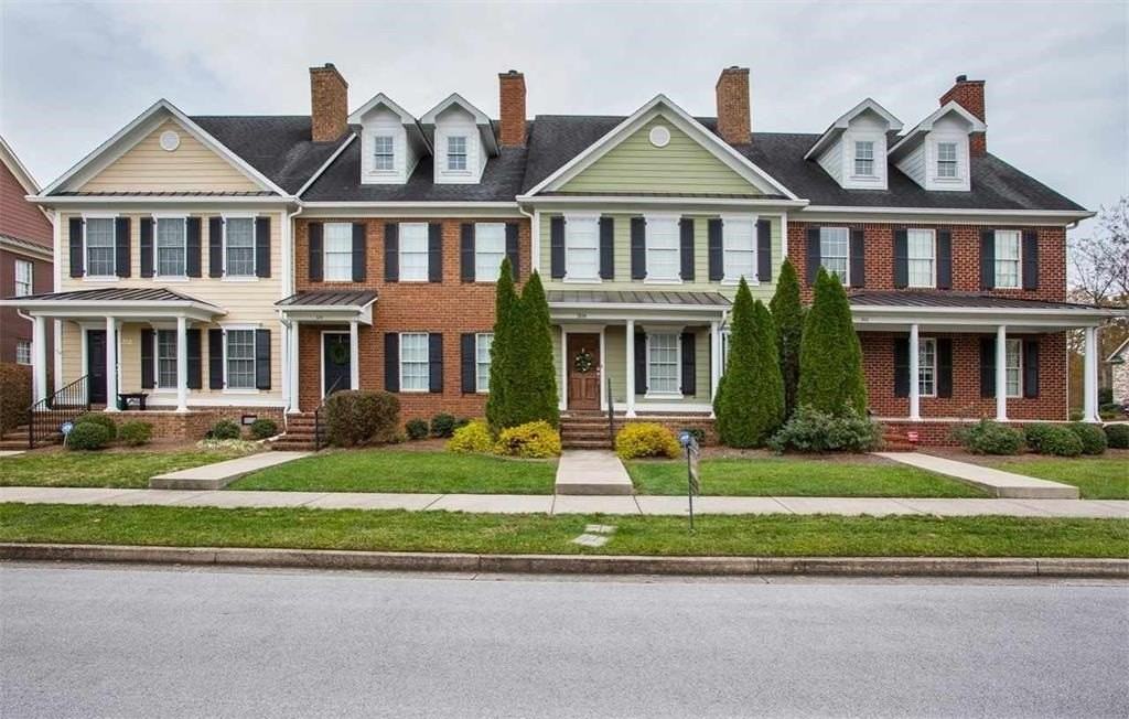 308 E Promenade - Photo 3 of 20