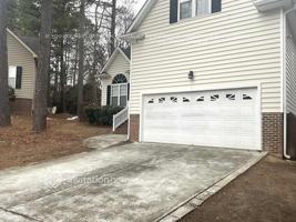 featured image of 4901 Abbotts Pointe Ct