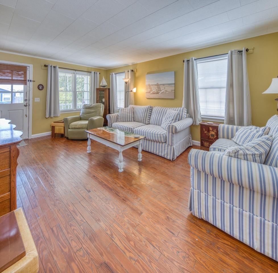 320 N J St #1 - Photo 7 of 23