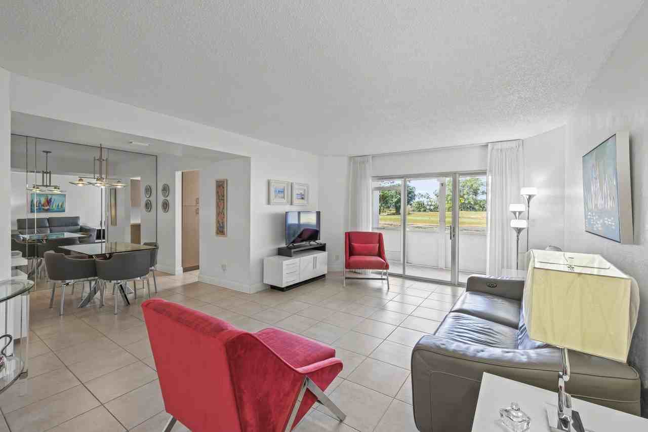 3871 Via Poinciana #104 - Photo 3 of 19