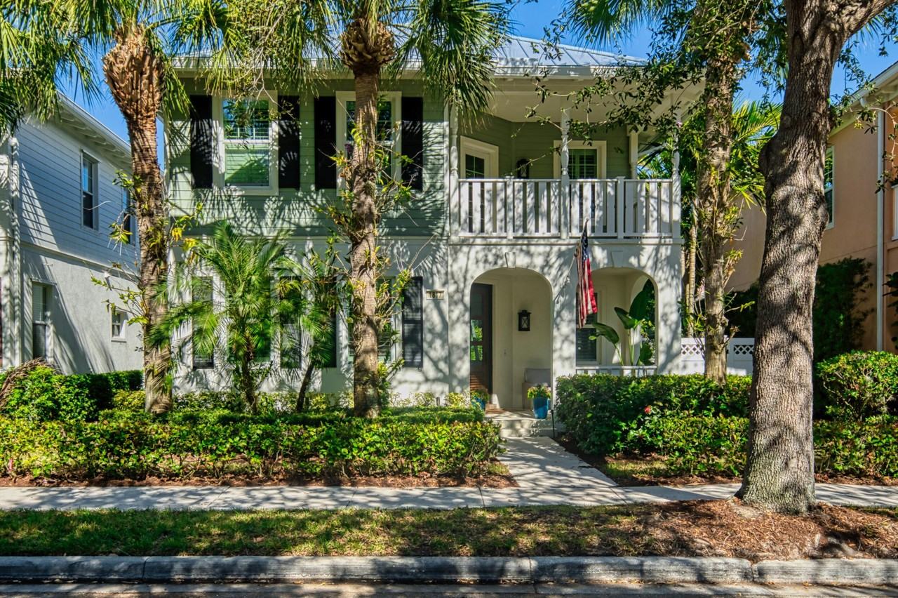 1817 Dakota Dr - Photo 2 of 33