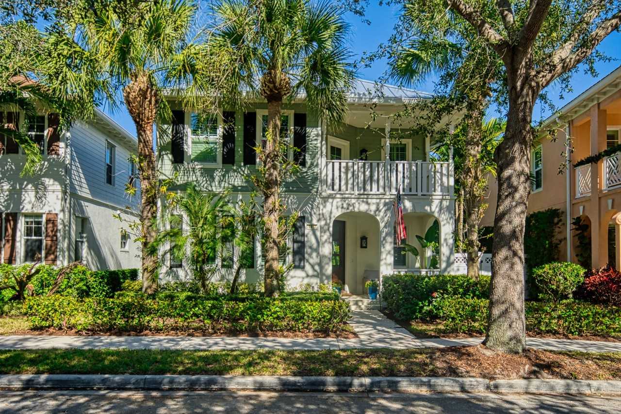 1817 Dakota Dr - Photo 4 of 33